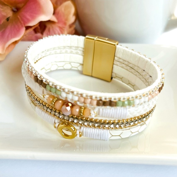 White Leather Rhinestone Bead Bracelet - Picture 6 of 7